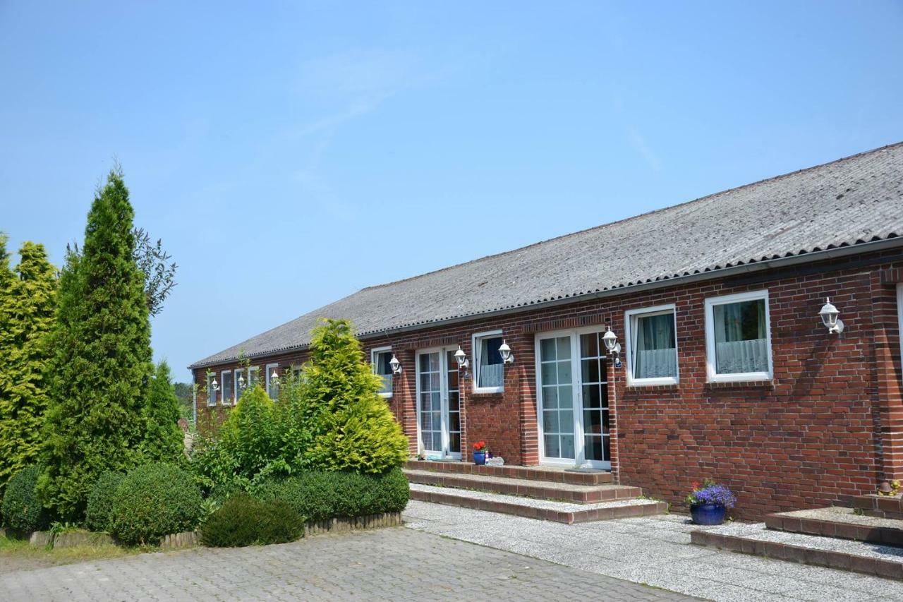 Ferien- und Reiterparadies Voßhörnerhof Neuschoo Exterior foto